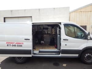 mobile locksmith truck